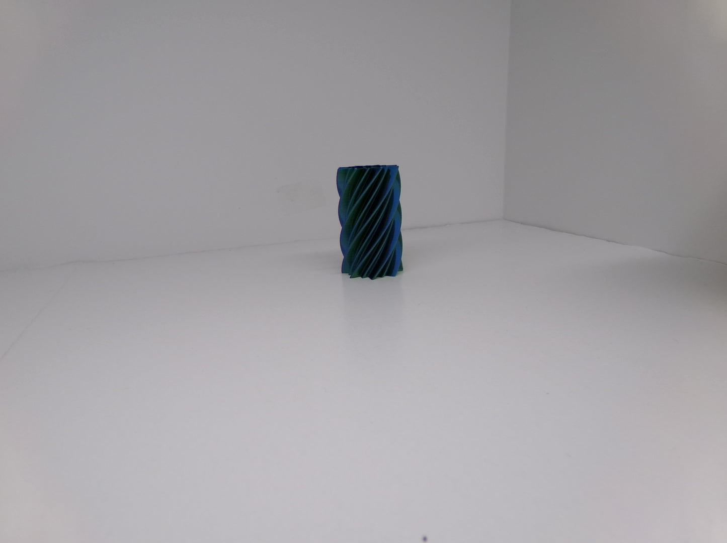 private 6 & 12 slot  MYOWA Alien Putty Tin Holders