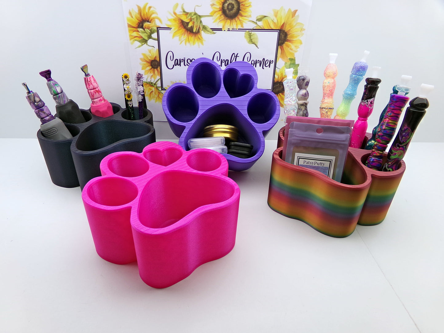 A Paw-rific pen holder
