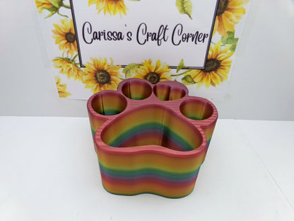 A Paw-rific pen holder