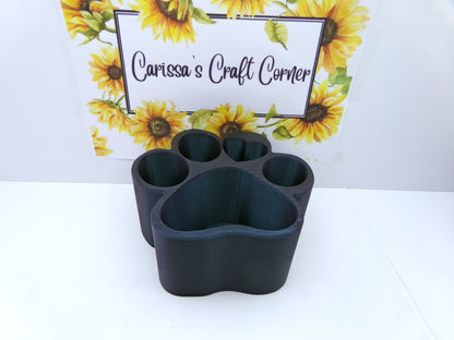 A Paw-rific pen holder