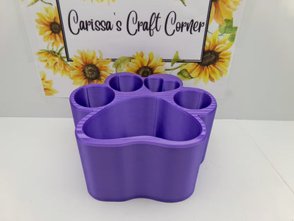 A Paw-rific pen holder