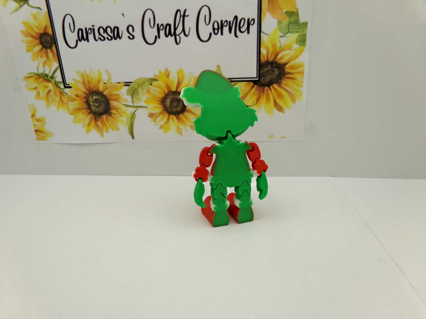 Holiday green Guy flexi and accessories