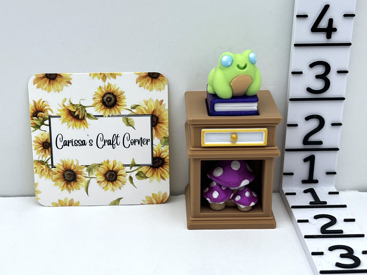 Carissa's Book Store 📚🐸🍄📖
